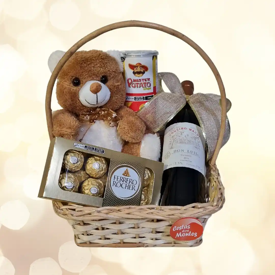 Cesta Aniversário Carinho & Sabor é perfeita para surpreender alguém especial com um presente cheio de afeto, estilo e sabor